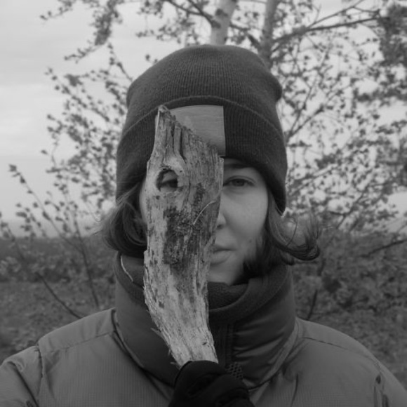 Meet your Posher, Simona - Picture 1 of 1